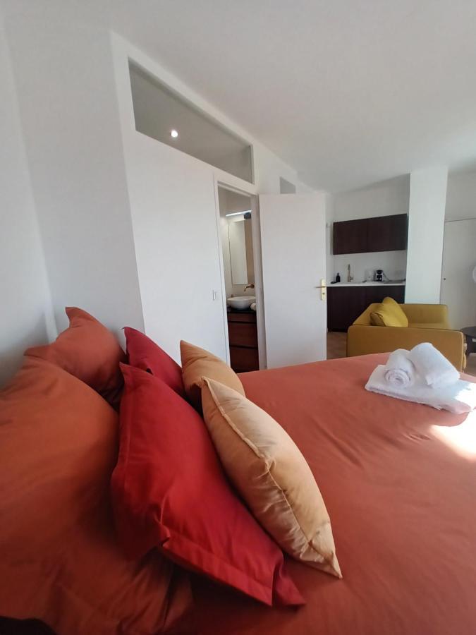 Paris Balcony Top Floor Room Dış mekan fotoğraf