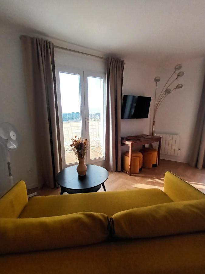 Paris Balcony Top Floor Room Dış mekan fotoğraf