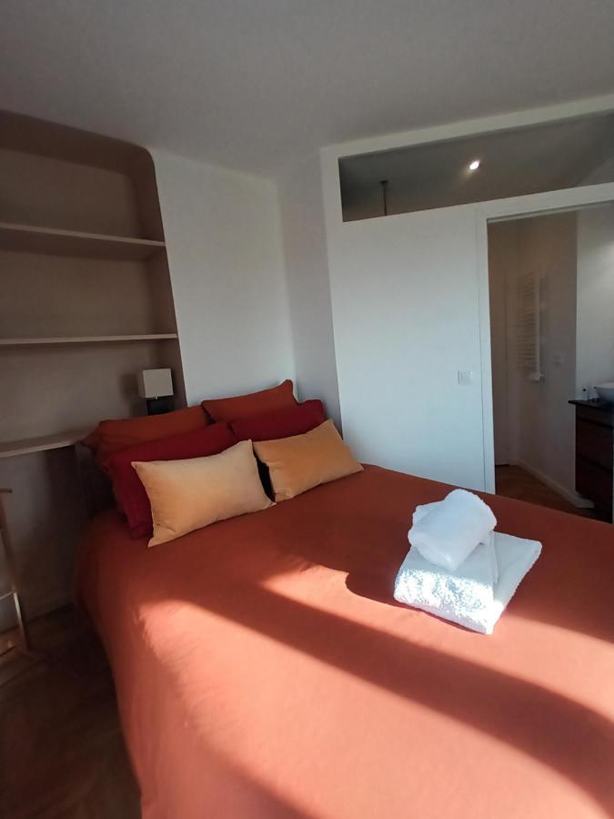 Paris Balcony Top Floor Room Dış mekan fotoğraf