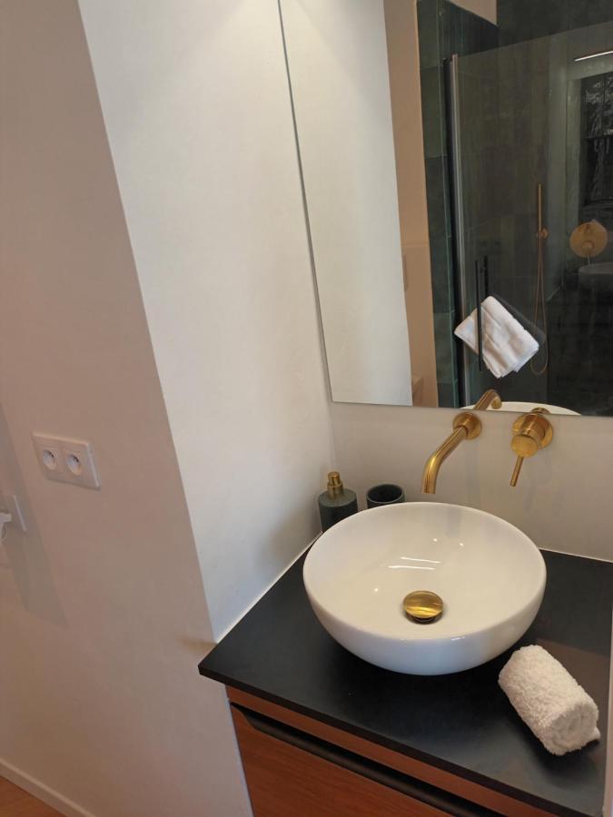 Paris Balcony Top Floor Room Dış mekan fotoğraf