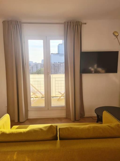 Paris Balcony Top Floor Room Dış mekan fotoğraf